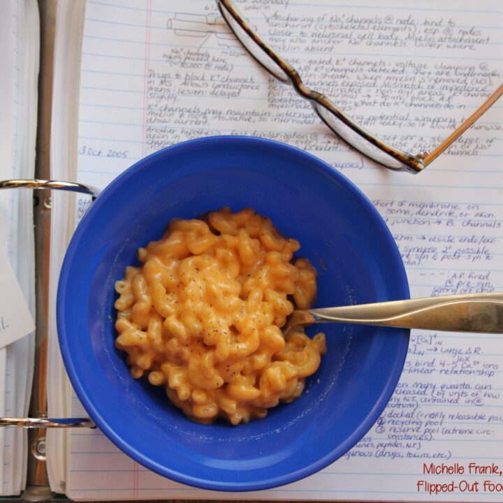 creamy microwave macaroni & cheese top view