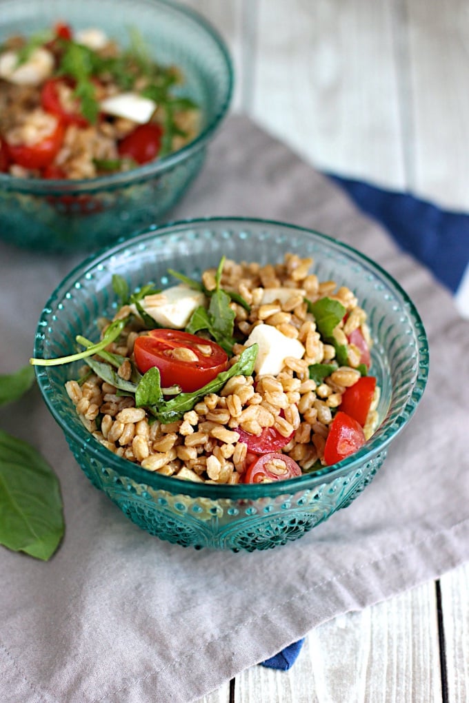 Virtual Memorial Day Recipe Roundup, sides: Farro Caprese Salad, by A Nerd Cooks