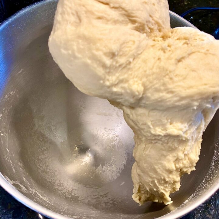 Easy Dinner Rolls Amazing and Easy to Make!